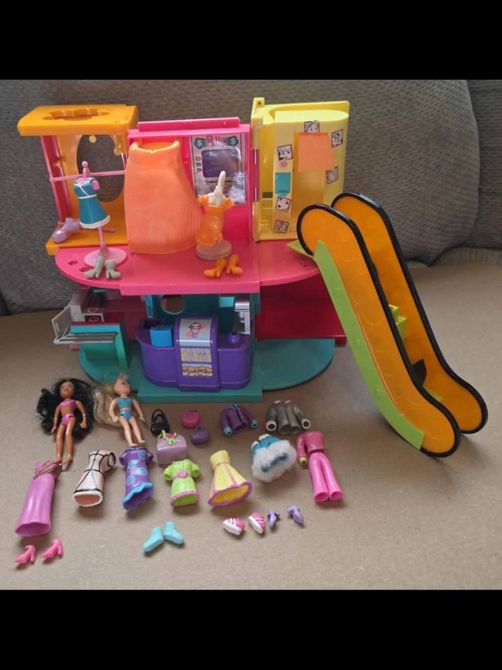 Vintage 2003 Polly Pocket Designer Mall Playset